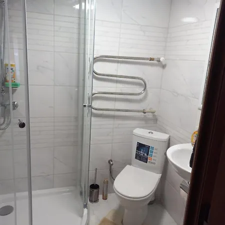 Medova Nasoloda Lodge Guta