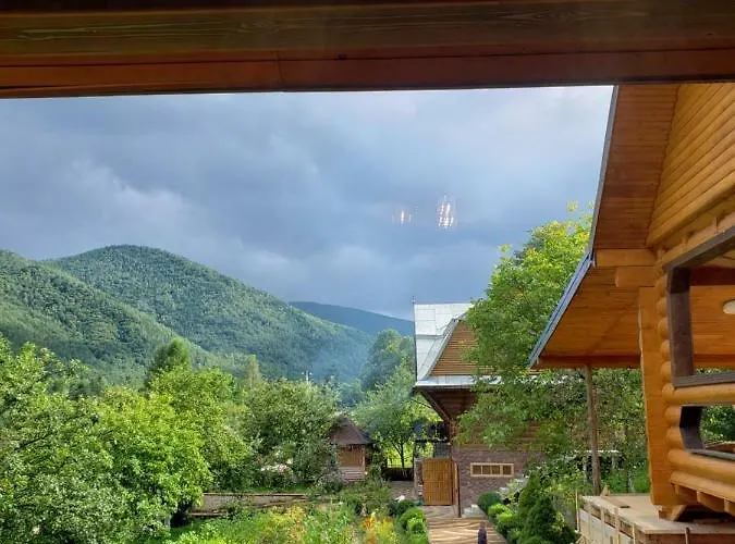 Medova Nasoloda Lodge