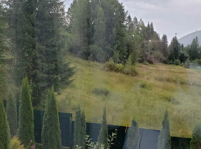 Medova Nasoloda Lodge